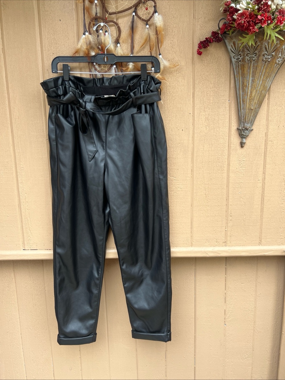 ALTAR'D STATE Kaitlyn Vegan Leather PAPERBAG High Waisted WAIST Pants - M/L